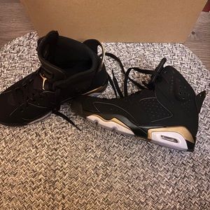 AIR JORDAN 6 🖤🖤 MAKE AN OFFER ‼️